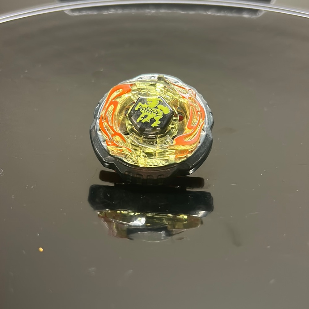 Takara Tomy Rock Zurafa Beyblade